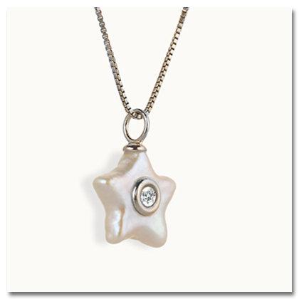 Sea Star Pearl with Diamond Pendant