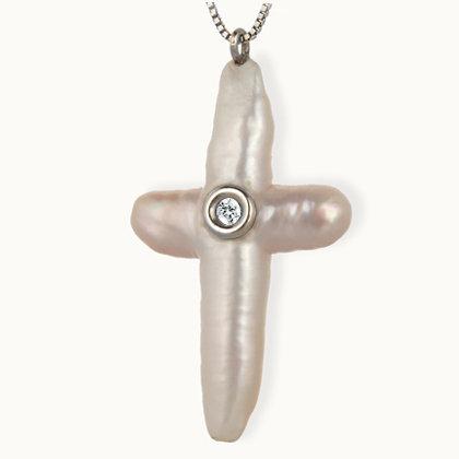 Marine Pearl Mother of Pearl Diamond Necklace